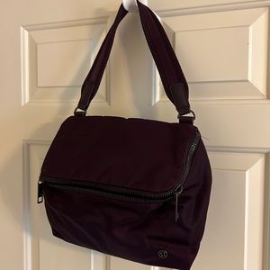 Lululemon bag